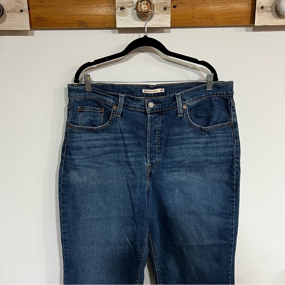 Levi’s Ribcage Straight Ankle Jeans - Picture 5 of 14